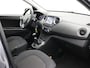 Hyundai i10 1.0i i-Premium / 1e Eigenaar / Navigatie / Cruise Control / Android Auto/Apple CarPlay / Origineel Nederlands / Lichtmetalen Velgen / Privacy Glass / Winterbandenset / Stoelverwarming voor / Airco Climate Control /