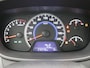 Hyundai i10 1.0i i-Premium / 1e Eigenaar / Navigatie / Cruise Control / Android Auto/Apple CarPlay / Origineel Nederlands / Lichtmetalen Velgen / Privacy Glass / Winterbandenset / Stoelverwarming voor / Airco Climate Control /