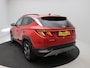 Hyundai Tucson 1.6 T-GDI HEV Premium / Blindspot Camera / 360 Camera / Trekhaak / Bestuurdersstoel met geheugen / All season banden / 1650KG Trekgewicht / 1ste Eigenaar / NL Auto / Dealer onderhouden / Keyless Entry /
