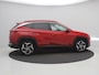 Hyundai Tucson 1.6 T-GDI HEV Premium / Blindspot Camera / 360 Camera / Trekhaak / Bestuurdersstoel met geheugen / All season banden / 1650KG Trekgewicht / 1ste Eigenaar / NL Auto / Dealer onderhouden / Keyless Entry /