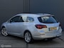 Opel Astra Sports Tourer 1.4 Turbo Sport+ AGR STOELEN - ECC - NAVI - PDC - TREKHAAK - LMV - CRUISE CONTROLE - BLUETOOTH - EL. INKLAPBARE SPIEGELS - NAP - NL AUTO - APK T/M 02-03-2027 -