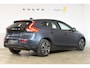 Volvo V40 T2 122PK Automaat Inscription / Navigatie / Stoelverwarming / Achteruitrijcamera / LED koplampen / Parkeersensoren / Cruise Control