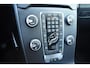 Volvo V40 T2 122PK Automaat Inscription / Navigatie / Stoelverwarming / Achteruitrijcamera / LED koplampen / Parkeersensoren / Cruise Control