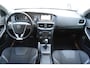 Volvo V40 T2 122PK Automaat Inscription / Navigatie / Stoelverwarming / Achteruitrijcamera / LED koplampen / Parkeersensoren / Cruise Control
