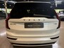 Volvo XC90 2.0 T8 Plug-in hybrid AWD Ultra Dark 7 Pers uitv. MY 26, Panoramadak, Elec. Trekhaak, Luchtvering, Bowers & Wilkens, Stoelverwarming en stuurwielverwarming met massagestoelen .