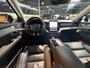 Volvo XC90 2.0 T8 Plug-in hybrid AWD Ultra Dark 7 Pers uitv. MY 26, Panoramadak, Elec. Trekhaak, Luchtvering, Bowers & Wilkens, Stoelverwarming en stuurwielverwarming met massagestoelen .