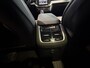 Volvo XC90 2.0 T8 Plug-in hybrid AWD Ultra Dark 7 Pers uitv. MY 26, Panoramadak, Elec. Trekhaak, Luchtvering, Bowers & Wilkens, Stoelverwarming en stuurwielverwarming met massagestoelen .
