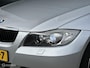 BMW 3-Serie 320i AUT High Executive | Stoelverwarming