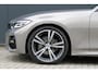 BMW 3-Serie Touring 320i M-sport Individual | panoramadak | adap. cruise | 360 camera | copilot pack | oxidgrau | apple carplay