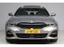 BMW 3-Serie Touring 320i M-sport Individual | panoramadak | adap. cruise | 360 camera | copilot pack | oxidgrau | apple carplay