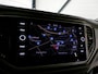 Volkswagen T-Roc 1.0 TSI R-Line Sport Apple-Carplay Full-LED Stoelverwarming Leer Parkeersensoren Adaptive-cruise Android-Auto