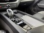 Volvo XC60 2.0 T6 Plug-in Hybrid AWD Plus Dark | PHEV Long Range | LED Koplampen Adaptief | Achteruitrijcamera | Parkeersensoren | Sportstoelen | Panoramadak | Navigatie | Keyless Entry | Elektrische Achterklep | Elektrisch Verstelbare Voorstoelen