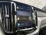 Volvo XC60 2.0 T6 Plug-in Hybrid AWD Plus Dark | PHEV Long Range | LED Koplampen Adaptief | Achteruitrijcamera | Parkeersensoren | Sportstoelen | Panoramadak | Navigatie | Keyless Entry | Elektrische Achterklep | Elektrisch Verstelbare Voorstoelen