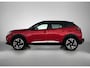 Peugeot e-2008 EV GT Pack 50 kWh 136pk Automaat | Trekhaak | Navigatie | Climate Control | Adaptieve Cruise Control | Camera | 18"LMV | Dodehoekdetectie | Keyless Entry/Start | Apple Carplay/Android Auto |
