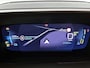 Peugeot e-2008 EV GT Pack 50 kWh 136pk Automaat | Trekhaak | Navigatie | Climate Control | Adaptieve Cruise Control | Camera | 18"LMV | Dodehoekdetectie | Keyless Entry/Start | Apple Carplay/Android Auto |