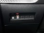 Peugeot e-2008 EV GT Pack 50 kWh 136pk Automaat | Trekhaak | Navigatie | Climate Control | Adaptieve Cruise Control | Camera | 18"LMV | Dodehoekdetectie | Keyless Entry/Start | Apple Carplay/Android Auto |