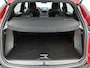 Peugeot e-2008 EV GT Pack 50 kWh 136pk Automaat | Trekhaak | Navigatie | Climate Control | Adaptieve Cruise Control | Camera | 18"LMV | Dodehoekdetectie | Keyless Entry/Start | Apple Carplay/Android Auto |