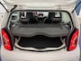 Volkswagen Up! 1.0 high up / NAVI-MULTIEMEDIA / STOELVERWARMMING / AIRCO