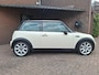 MINI Cooper Mini 1.6 Pepper Airco / Carplay / LM Velgen / Nieuwe APK /