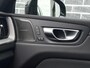 Volvo XC60 2.0 T6 Plug-in Hybrid AWD Plus Black Edition | PHEV | Panoramadak | Head-up Display | 360 Graden Camera | Trekhaak | Elektrisch Verstelbare Voorstoelen | Harman Kardon Audio | Keyless Entry | Elektrische Achterklep | Sportstoelen