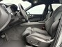 Volvo XC60 2.0 T6 Plug-in Hybrid AWD Plus Black Edition | PHEV | Panoramadak | Head-up Display | 360 Graden Camera | Trekhaak | Elektrisch Verstelbare Voorstoelen | Harman Kardon Audio | Keyless Entry | Elektrische Achterklep | Sportstoelen
