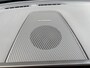 Volvo XC60 2.0 T6 Plug-in Hybrid AWD Plus Black Edition | PHEV | Panoramadak | Head-up Display | 360 Graden Camera | Trekhaak | Elektrisch Verstelbare Voorstoelen | Harman Kardon Audio | Keyless Entry | Elektrische Achterklep | Sportstoelen