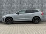 Volvo XC60 2.0 T6 Plug-in Hybrid AWD Plus Black Edition | PHEV | Panoramadak | Head-up Display | 360 Graden Camera | Trekhaak | Elektrisch Verstelbare Voorstoelen | Harman Kardon Audio | Keyless Entry | Elektrische Achterklep | Sportstoelen