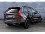 Volvo XC60 T6 Plug-in Hybrid AWD Plus Black Edition | PHEV | Panoramadak | Head-up Display | 360 Graden Camera | Trekhaak | Elektrisch Verstelbare Voorstoelen | Harman Kardon Audio | Keyless Entry | Elektrische Achterklep | Sportstoelen