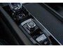 Volvo XC60 T6 Plug-in Hybrid AWD Plus Black Edition | PHEV | Panoramadak | Head-up Display | 360 Graden Camera | Trekhaak | Elektrisch Verstelbare Voorstoelen | Harman Kardon Audio | Keyless Entry | Elektrische Achterklep | Sportstoelen