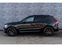 Volvo XC60 T6 Plug-in Hybrid AWD Plus Black Edition | PHEV | Panoramadak | Head-up Display | 360 Graden Camera | Trekhaak | Elektrisch Verstelbare Voorstoelen | Harman Kardon Audio | Keyless Entry | Elektrische Achterklep | Sportstoelen