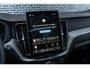 Volvo XC60 T6 Plug-in Hybrid AWD Plus Black Edition | PHEV | Panoramadak | Head-up Display | 360 Graden Camera | Trekhaak | Elektrisch Verstelbare Voorstoelen | Harman Kardon Audio | Keyless Entry | Elektrische Achterklep | Sportstoelen