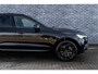 Volvo XC60 T6 Plug-in Hybrid AWD Plus Black Edition | PHEV | Panoramadak | Head-up Display | 360 Graden Camera | Trekhaak | Elektrisch Verstelbare Voorstoelen | Harman Kardon Audio | Keyless Entry | Elektrische Achterklep | Sportstoelen