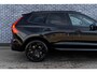Volvo XC60 T6 Plug-in Hybrid AWD Plus Black Edition | PHEV | Panoramadak | Head-up Display | 360 Graden Camera | Trekhaak | Elektrisch Verstelbare Voorstoelen | Harman Kardon Audio | Keyless Entry | Elektrische Achterklep | Sportstoelen