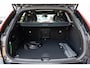 Volvo XC60 2.0 T6 Plug-in Hybrid AWD Plus Black Edition | PHEV | Panoramadak | Head-up Display | 360 Graden Camera | Trekhaak | Elektrisch Verstelbare Voorstoelen | Harman Kardon Audio | Keyless Entry | Elektrische Achterklep | Sportstoelen