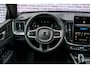 Volvo XC60 2.0 T6 Plug-in Hybrid AWD Plus Black Edition | PHEV | Panoramadak | Head-up Display | 360 Graden Camera | Trekhaak | Elektrisch Verstelbare Voorstoelen | Harman Kardon Audio | Keyless Entry | Elektrische Achterklep | Sportstoelen