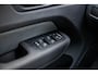 Volvo XC60 2.0 T6 Plug-in Hybrid AWD Plus Black Edition | PHEV | Panoramadak | Head-up Display | 360 Graden Camera | Trekhaak | Elektrisch Verstelbare Voorstoelen | Harman Kardon Audio | Keyless Entry | Elektrische Achterklep | Sportstoelen