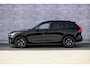 Volvo XC60 2.0 T6 Plug-in Hybrid AWD Plus Black Edition | PHEV | Panoramadak | Head-up Display | 360 Graden Camera | Trekhaak | Elektrisch Verstelbare Voorstoelen | Harman Kardon Audio | Keyless Entry | Elektrische Achterklep | Sportstoelen