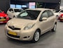 Toyota Yaris 1.3 VVTi Dynamic AUTOMAAT/AIRCO/CRUISE/CARPLAY/+1JAAR-APK
