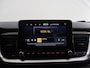 Kia Stonic 1.0 T-GDi MHEV DynamicLine | Trekhaak | Parkeercamera | Navigatie | Climate Control | Apple Carplay/Android Auto | Climate Control | Cruise control |
