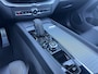 Volvo XC60 Volvo XC60 2.0 T6 Plug-in hybrid AWD R-Design, Pano, Stuurverwarming, Lane assist, 360°, Leder, Stoelverwarming, Memory