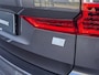 Volvo XC60 Volvo XC60 2.0 T6 Plug-in hybrid AWD R-Design, Pano, Stuurverwarming, Lane assist, 360°, Leder, Stoelverwarming, Memory