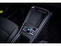 Volkswagen T-Roc Life First Edition | 'App-Connect' draadloze smartphone integratie | Automatische afstandsregeling (Adaptive Cruise Control) | Buitenspiegels elektrisch instel-, verwarm- en inklapbaar