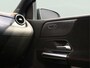 Mercedes-Benz B-klasse 200 Business Solution AMG Panorama dak | Trekhaak | NL auto - compl.dealer onderh.