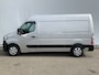 Renault Master T35 2.3 dCi 135 L2H2 Work Edition Airco Cruise Navi Camera Trekhaak 2500 kg 3 Zits Euro 6