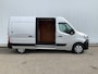 Renault Master T35 2.3 dCi 135 L2H2 Work Edition Airco Cruise Navi Camera Trekhaak 2500 kg 3 Zits Euro 6