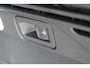 Volkswagen ID.4 Limited Edition 52 kWh 170PK | TREKHAAK | CAMERA | STUUR+STOELVERW. | NAVIGATIE | ADAPT. CRUISE | APP. CONNECT | CLIMATE CONTROL | FULL LED