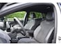Volkswagen ID.4 Limited Edition 52 kWh 170PK | TREKHAAK | CAMERA | STUUR+STOELVERW. | NAVIGATIE | ADAPT. CRUISE | APP. CONNECT | CLIMATE CONTROL | FULL LED