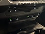 Lexus UX 250h Luxury Line | Carplay | Stoelverwarming | Adaptive Cruise |