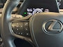 Lexus UX 250h Luxury Line | Carplay | Stoelverwarming | Adaptive Cruise |