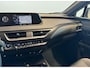 Lexus UX 250h Luxury Line | Carplay | Stoelverwarming | Adaptive Cruise |